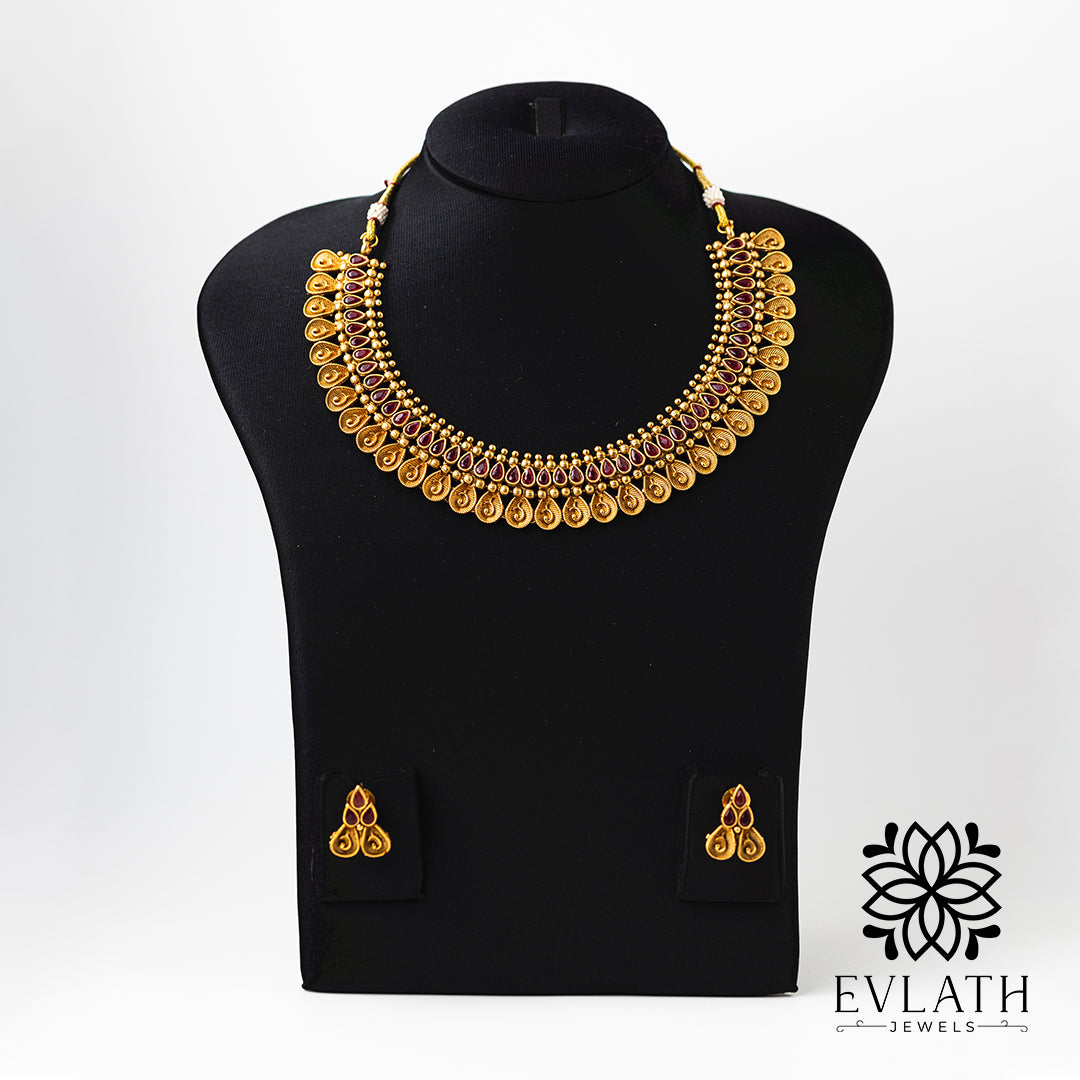 Traditional Chettinad Antique Necklace with Ruby Stones – Evlath Jewels